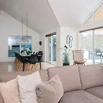5 Star Holiday Home In Blavand * Blåvand