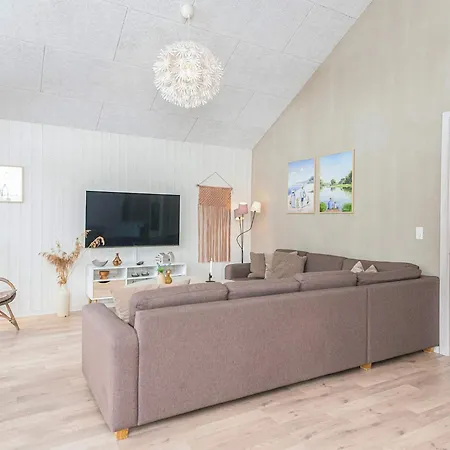 5 Star Holiday Home In Blavand 펜션 Blåvand